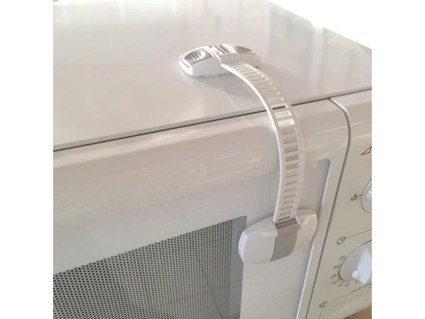 19241-3_8547-babydan-multi-purpose-lock-on-microwave